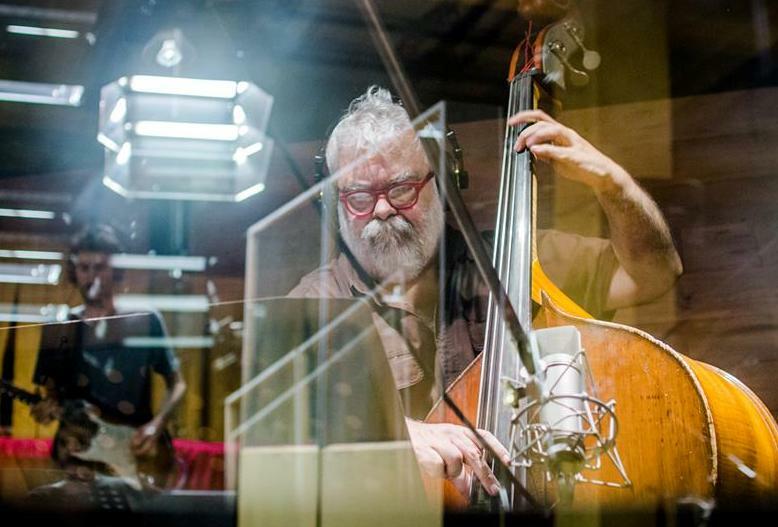 Merlo by Pedro Ragone