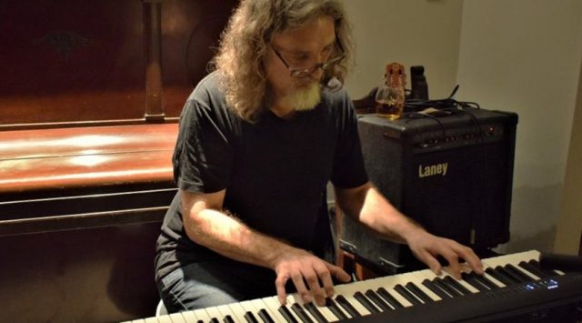 Juan "Pollo" Raffo llevó la Música de Flores al CCK 2 poloo raffo