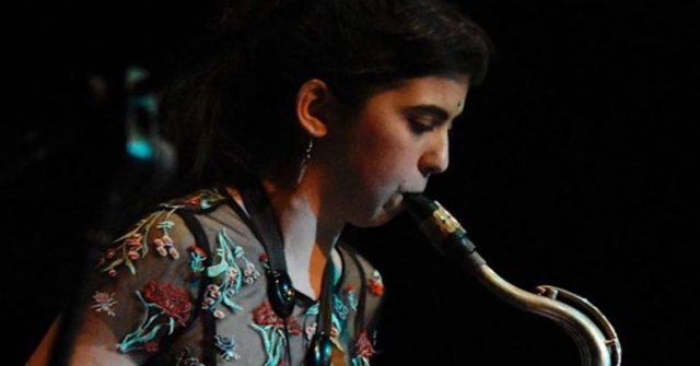 Camila Nebbia irradia su "Aura" en Roseti 3 36990059 770205933103578 5648024565679390720 o