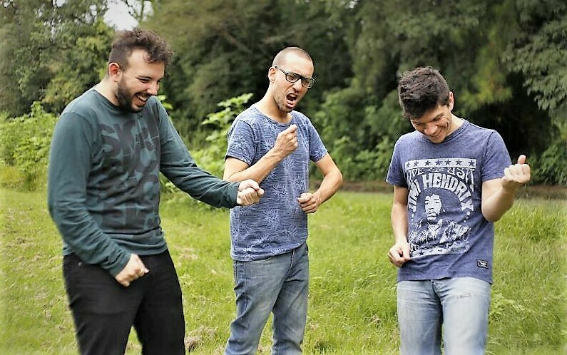 Pulpo Trío y un Collage de creativos colores 1 18745 el trio pulpo en vivo se lanza al mar abierto del jazz