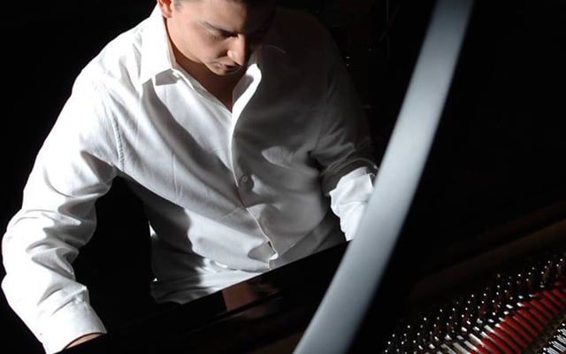 Roxana Amed y Martín Bejerano juntos en el CCK 4 Martin Bejerano piano arc